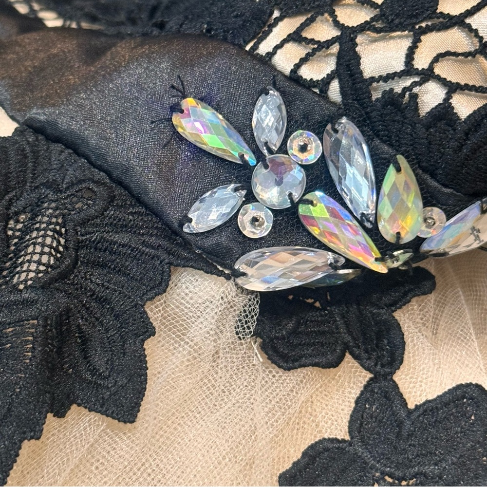 Strapless balletcore prom dress - Picture 8 of 9